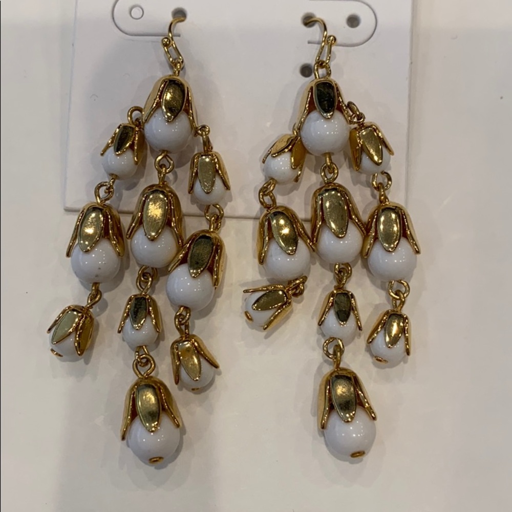 Ann Taylor gold/white beaded earring